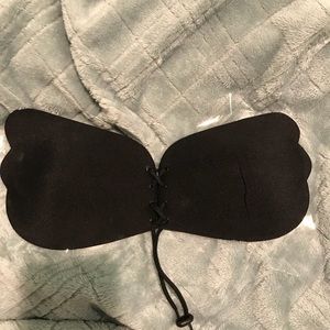 FASHION NOVA strapless and backless stick on bra